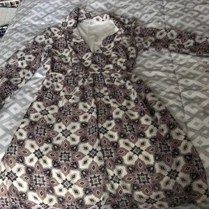 Super cute paisley print dress! Awesome fall find!